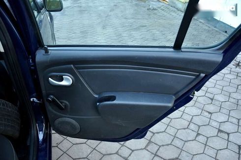 Dacia Sandero 2011 - фото 21