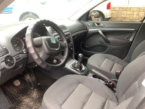 Skoda Octavia 2010 серый - фото 15