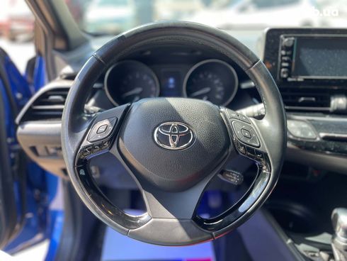 Toyota C-HR 2017 синий - фото 14