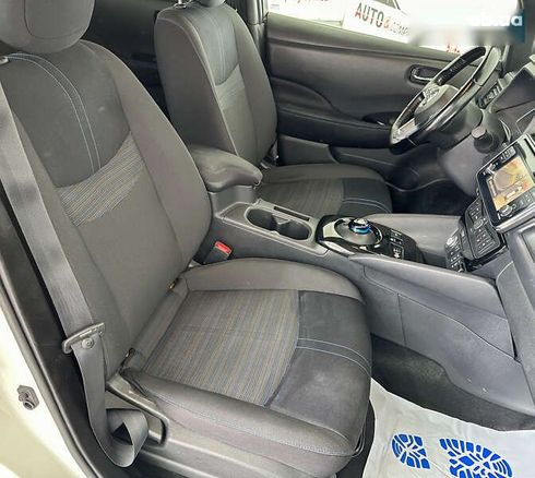 Nissan Leaf 2018 - фото 9
