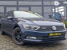 Продаж вживаних Volkswagen Passat 2017 року - купити на Автобазарі