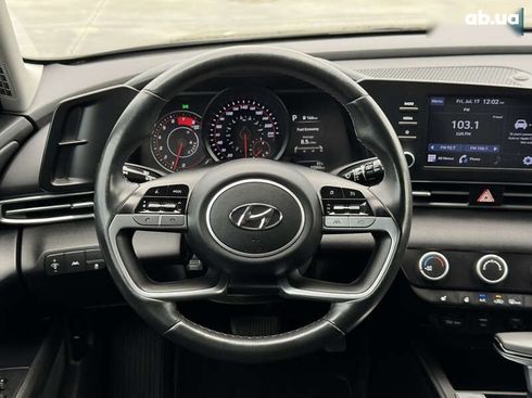 Hyundai Elantra 2021 - фото 27