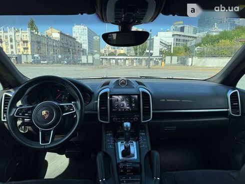 Porsche Cayenne 2016 - фото 13