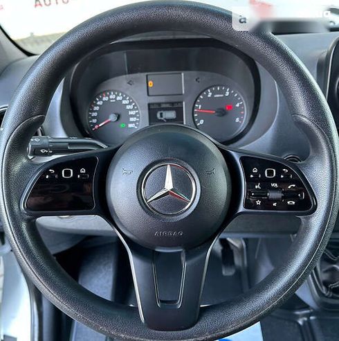 Mercedes-Benz Sprinter 2019 - фото 21