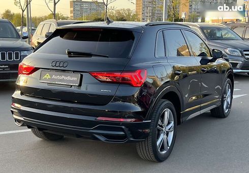 Audi Q3 2019 - фото 12