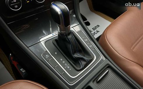 Volkswagen e-Golf 2019 - фото 17