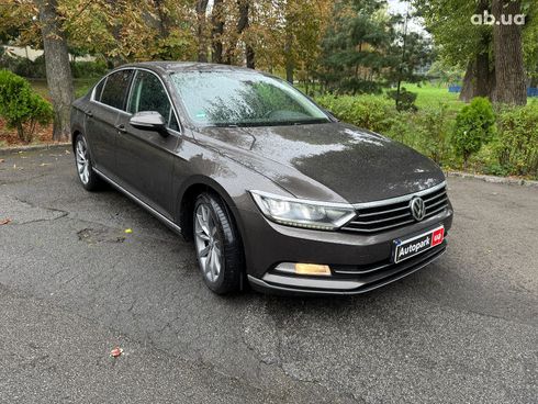 Volkswagen Passat 2015 коричневый - фото 13