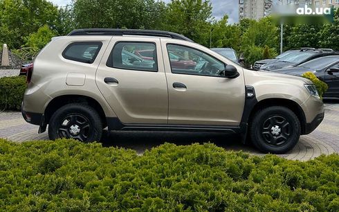Renault Duster 2018 - фото 8