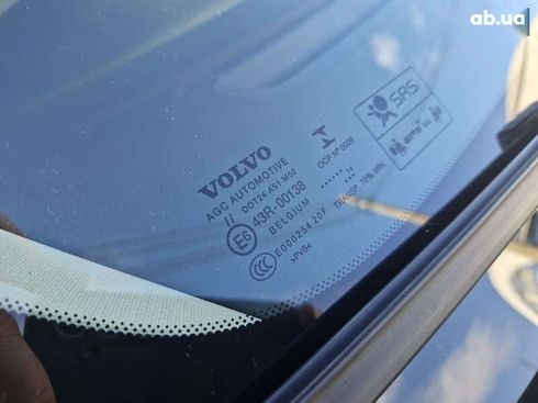 Volvo V40 2014 - фото 9