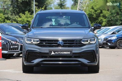 Volkswagen Tiguan 2022 - фото 2