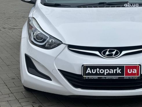 Hyundai Avante 2014 белый - фото 4