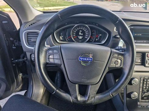 Volvo V40 2014 - фото 18