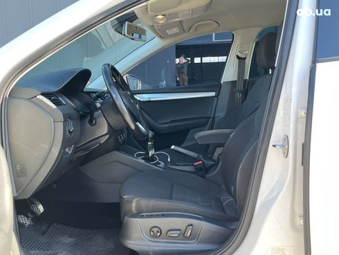 Skoda Octavia 2014 белый - фото 36