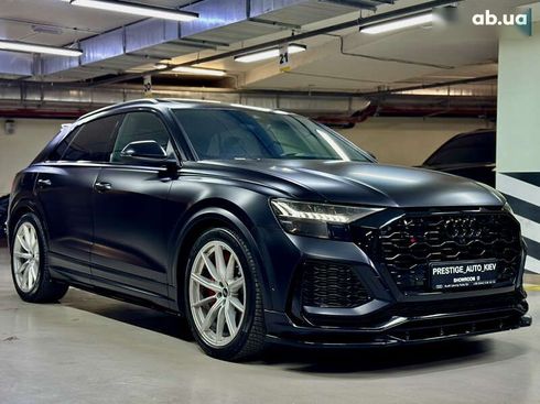 Audi RS Q8 2020 - фото 26