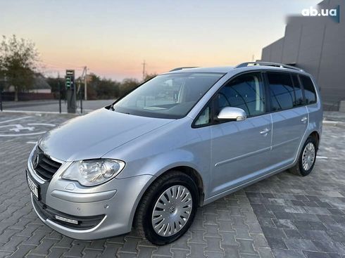 Volkswagen Touran 2008 - фото 4