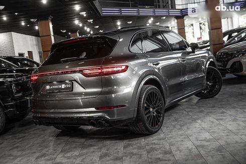 Porsche Cayenne 2019 - фото 6