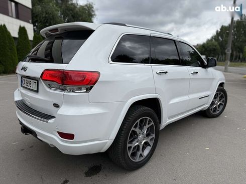 Jeep Grand Cherokee 2018 - фото 16