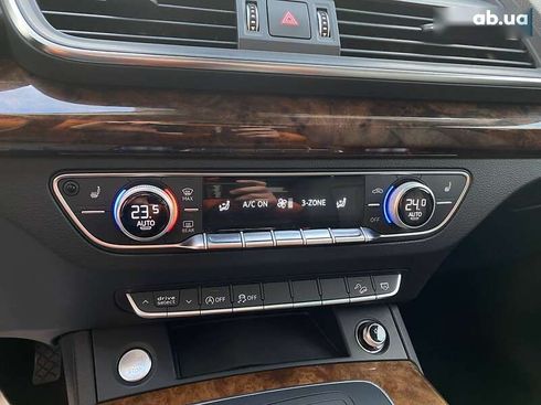 Audi Q5 2017 - фото 17