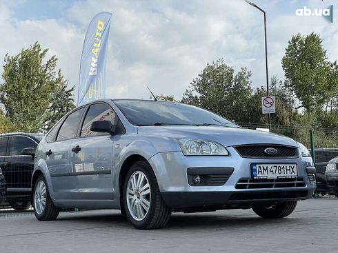 Ford Focus 2005 - фото 11