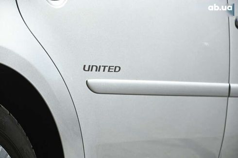 Volkswagen Touran 2009 - фото 13