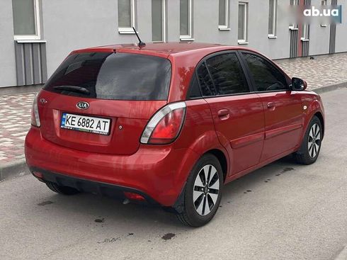Kia Rio 2011 - фото 9