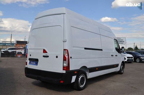 Renault Master 2022 - фото 18