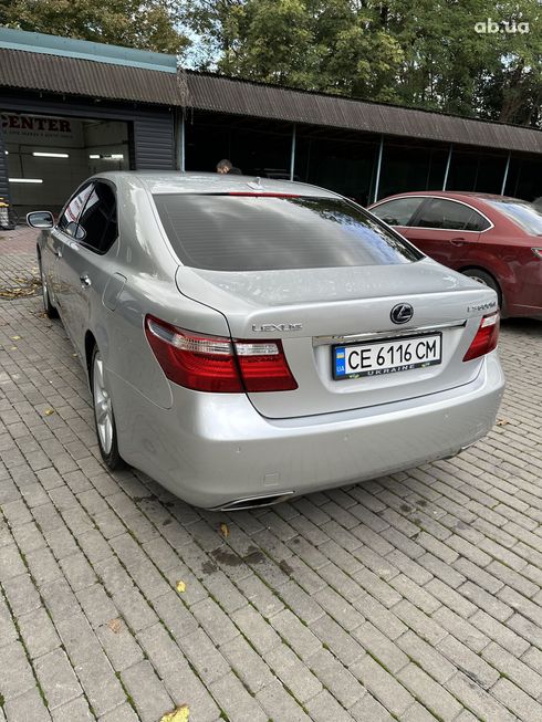 Lexus LS 2007 серебристый - фото 5