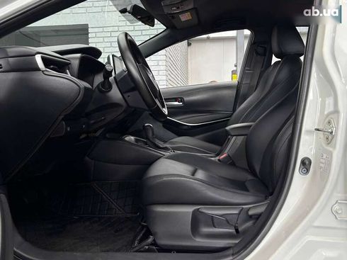 Toyota Corolla 2019 - фото 12