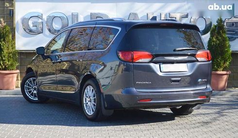 Chrysler Pacifica 2019 - фото 9