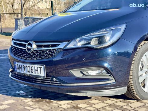 Opel Astra 2018 - фото 10