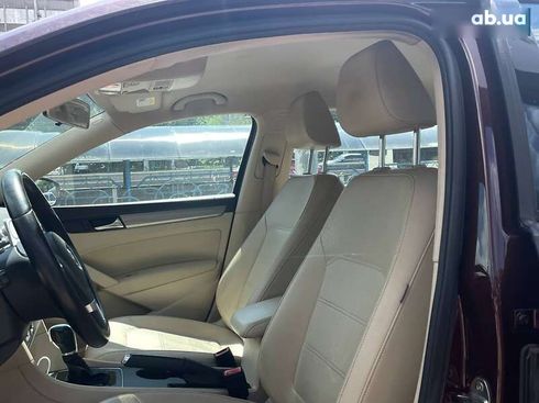 Volkswagen Passat 2013 - фото 19