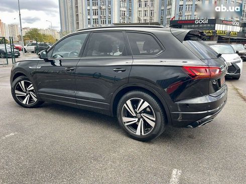 Volkswagen Touareg 2020 - фото 14