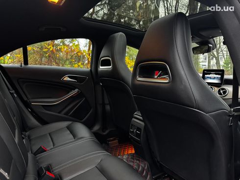 Mercedes-Benz CLA-Класс 2018 красный - фото 28