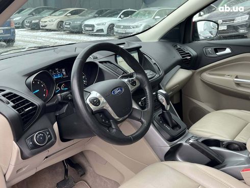 Ford Escape 2016 красный - фото 48