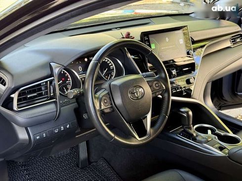 Toyota Camry 2022 - фото 22