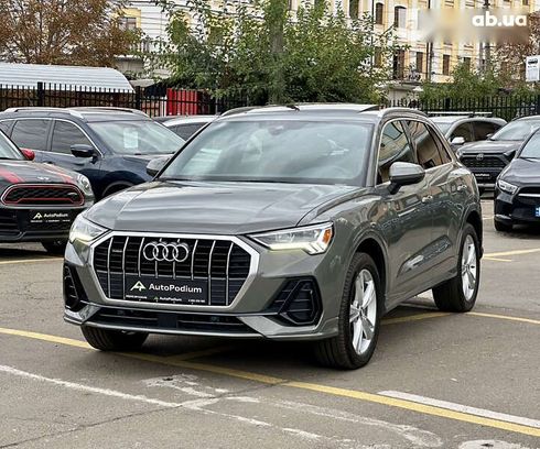 Audi Q3 2019 - фото 5