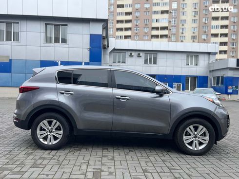 Kia Sportage 2018 серый - фото 6