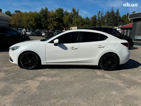 Mazda 3 2014 белый - фото 12