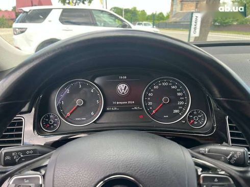 Volkswagen Touareg 2017 - фото 12