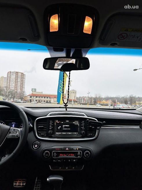 Kia Sorento 2019 серый - фото 2