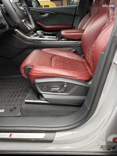 Audi SQ8 2020 - фото 11