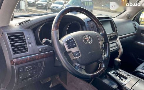 Toyota Land Cruiser 2011 - фото 8