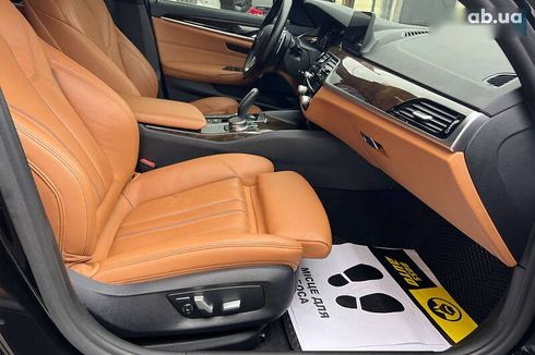 BMW 5 серия 2018 - фото 8