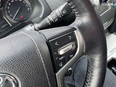 Toyota Land Cruiser Prado 2020 - фото 24
