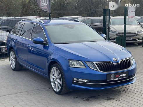 Skoda Octavia 2019 - фото 6