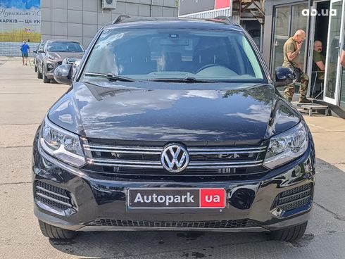Volkswagen Tiguan 2017 черный - фото 2