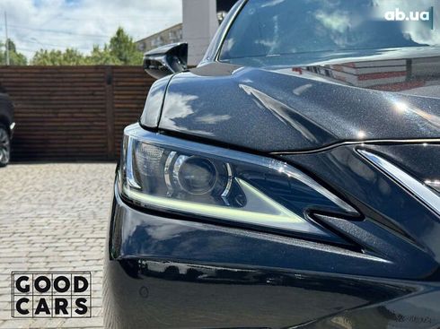 Lexus ES 2019 - фото 11
