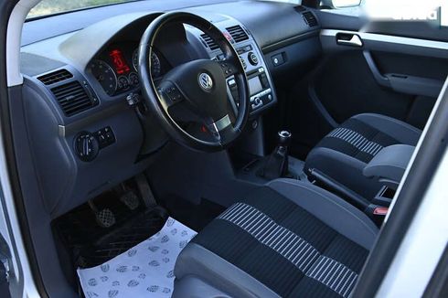 Volkswagen Touran 2009 - фото 19