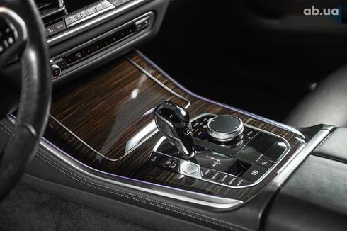 BMW X5 2018 - фото 12