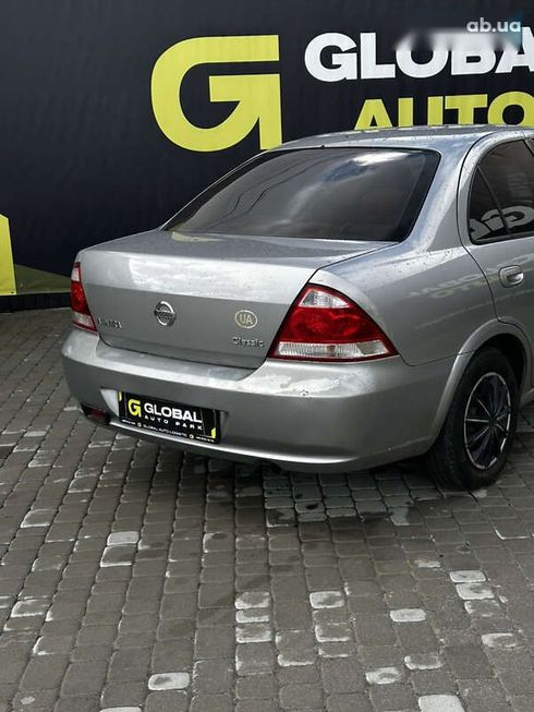 Nissan Almera 2008 - фото 18